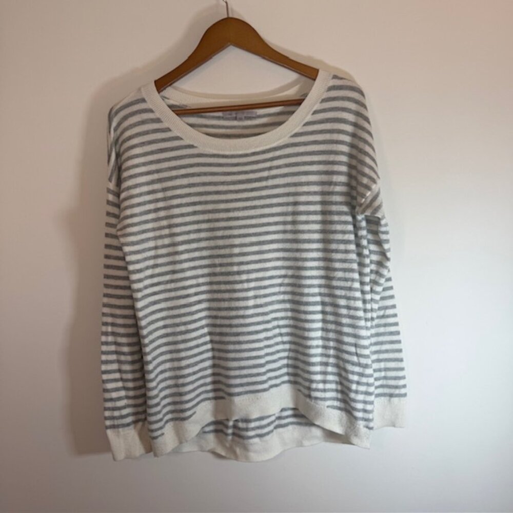 GAP Y2K Striped Pullover Sweater Gray White Women's Sz Small Casual Comfy Winter